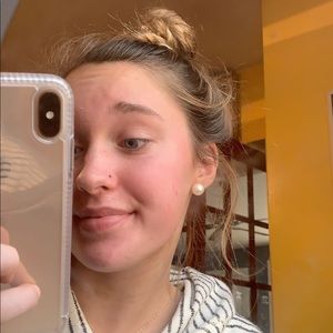 Meet your Posher, Lili